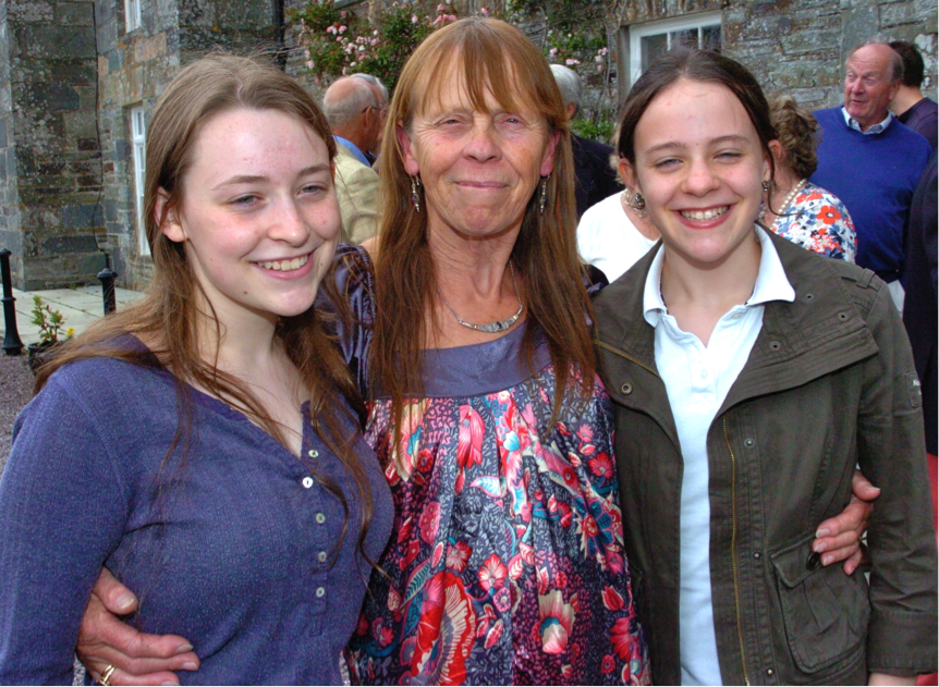 Anne, Laura & Anna